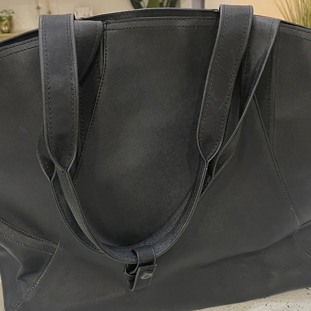 Lululemon All Day Black Go Wild Tote Bag